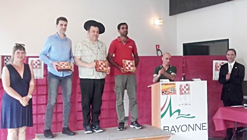 I Open Bayonne:  Podium